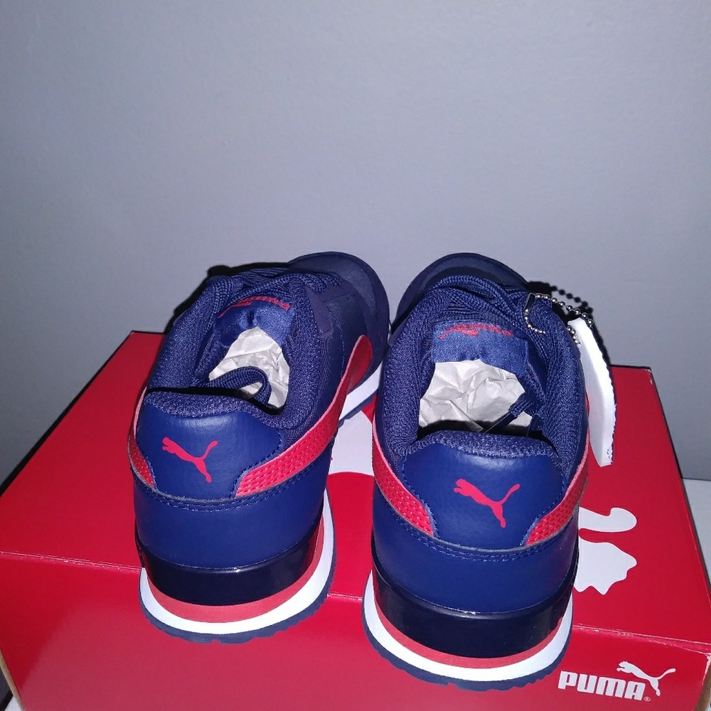 Puma - Picture 3 of 5